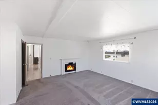 1307 S Water St, Silverton, OR 97381 - Photo 9