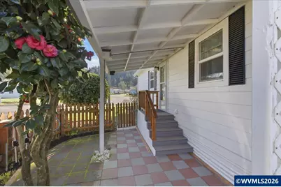 1307 S Water St, Silverton, OR 97381 - Photo 35