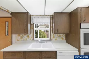 1307 S Water St, Silverton, OR 97381 - Photo 27