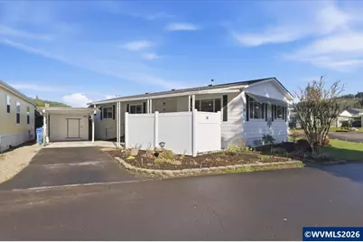 1307 S Water St, Silverton, OR 97381 - Photo 3