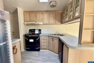 315 SE Aspen Dr, Aumsville, OR 97325 - Photo 11