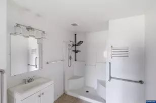 345 Stryker Rd, Independence, OR 97351 - Photo 25