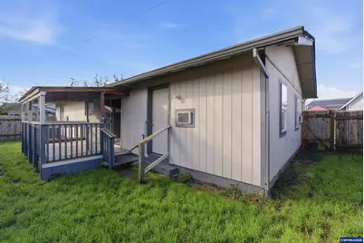 345 Stryker Rd, Independence, OR 97351 - Photo 33