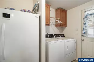 31780 Eastway St, Lebanon, OR 97355 - Photo 11