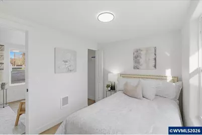 1111 1/2 2nd St, Salem, OR 97304 - Photo 17