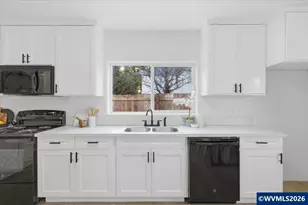 1111 1/2 2nd St, Salem, OR 97304 - Photo 11