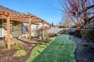 918 Pioneer Dr, Silverton, OR 97381 - Photo 35