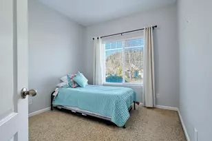 918 Pioneer Dr, Silverton, OR 97381 - Photo 23