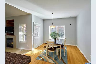 918 Pioneer Dr, Silverton, OR 97381 - Photo 7