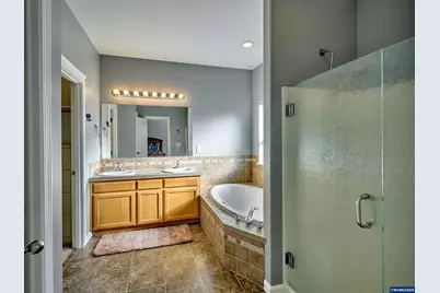 918 Pioneer Dr, Silverton, OR 97381 - Photo 17