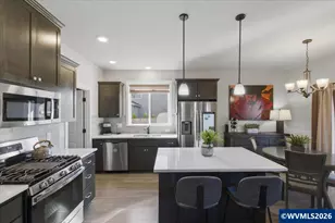 1473 Meadow Ave, Silverton, OR 97381 - Photo 5