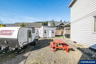 1473 Meadow Ave, Silverton, OR 97381 - Photo 39