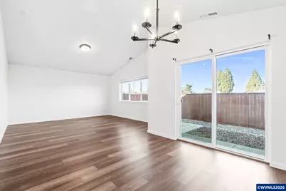 1850 SE Mulberry Av, Dallas, OR 97338 - Photo 3