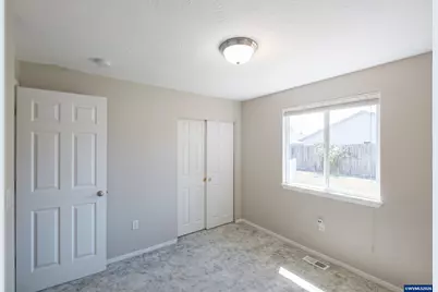 2942 Mount Vernon St SE, Albany, OR 97322 - Photo 13