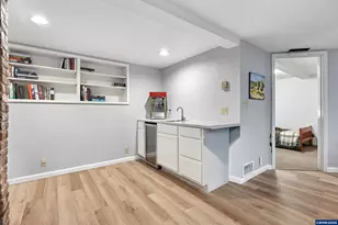 2055 Summer St SE, Salem, OR 97302 - Photo 29