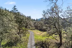 1755 NW Lewisburg Ave, Corvallis, OR 97330 - Photo 37