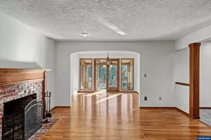 1755 NW Lewisburg Ave, Corvallis, OR 97330 - Photo 5