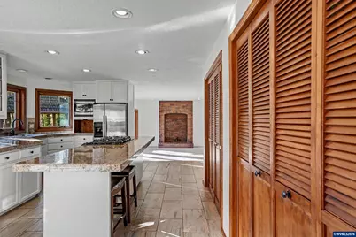 1755 NW Lewisburg Av, Corvallis, OR 97330 - Photo 7