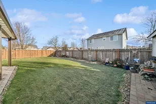 2846 Roanoke St, Woodburn, OR 97071 - Photo 19