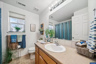 2846 Roanoke St, Woodburn, OR 97071 - Photo 7