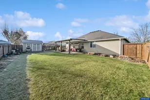 2846 Roanoke St, Woodburn, OR 97071 - Photo 23