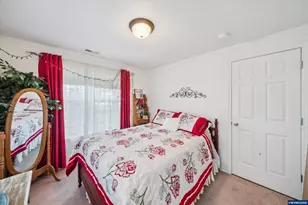 2846 Roanoke St, Woodburn, OR 97071 - Photo 5