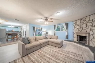 821 Johnson St, Woodburn, OR 97071 - Photo 19