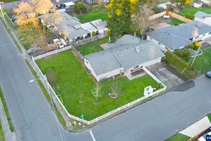 821 Johnson St, Woodburn, OR 97071 - Photo 39