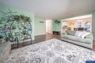 821 Johnson St, Woodburn, OR 97071 - Photo 7