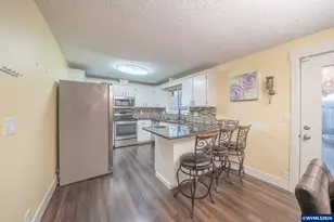 821 Johnson St, Woodburn, OR 97071 - Photo 11