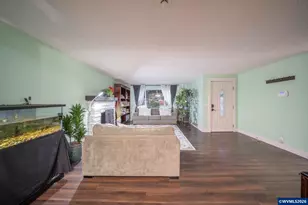 821 Johnson St, Woodburn, OR 97071 - Photo 5