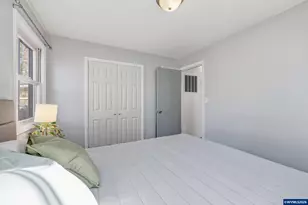 2435 Claude St, Salem, OR 97301 - Photo 15