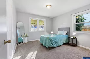 2435 Claude St, Salem, OR 97301 - Photo 17