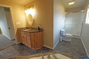 2305 Mosswood Ct S, Salem, OR 97306 - Photo 31