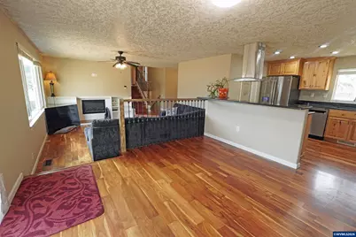 2305 Mosswood Ct S, Salem, OR 97306 - Photo 9