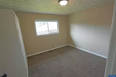 2305 Mosswood Ct S, Salem, OR 97306 - Photo 35