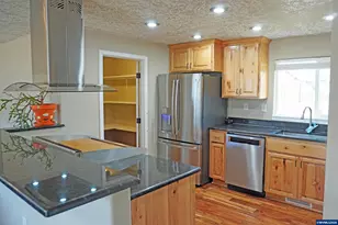 2305 Mosswood Ct S, Salem, OR 97306 - Photo 11