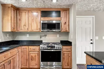 2305 Mosswood Ct S, Salem, OR 97306 - Photo 13