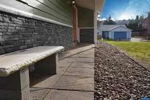 2305 Mosswood Ct S, Salem, OR 97306 - Photo 7