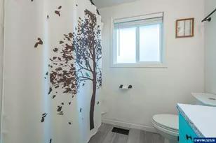 586 45th Pl NE, Salem, OR 97301 - Photo 23