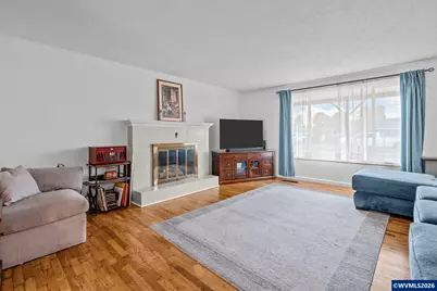 586 45th Pl NE, Salem, OR 97301 - Photo 5