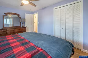 586 45th Pl NE, Salem, OR 97301 - Photo 21