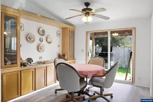 3372 Long St, Sweet Home, OR 97386 - Photo 13