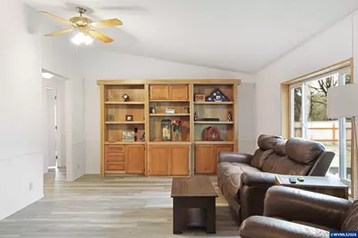 3372 Long St, Sweet Home, OR 97386 - Photo 11