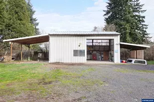 3372 Long St, Sweet Home, OR 97386 - Photo 5