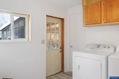 3372 Long St, Sweet Home, OR 97386 - Photo 29