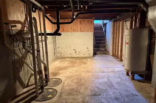 766 20th St NE, Salem, OR 97301 - Photo 23