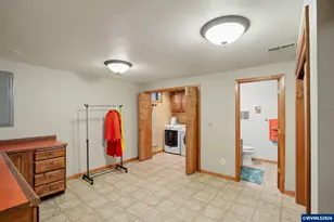 9855 Liberty Rd S, Salem, OR 97306 - Photo 37