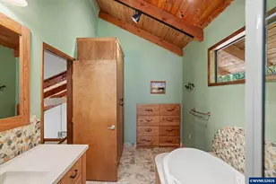 9855 Liberty Rd S, Salem, OR 97306 - Photo 33