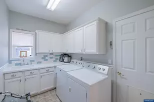 925 Scepter Ct NE, Salem, OR 97301 - Photo 35